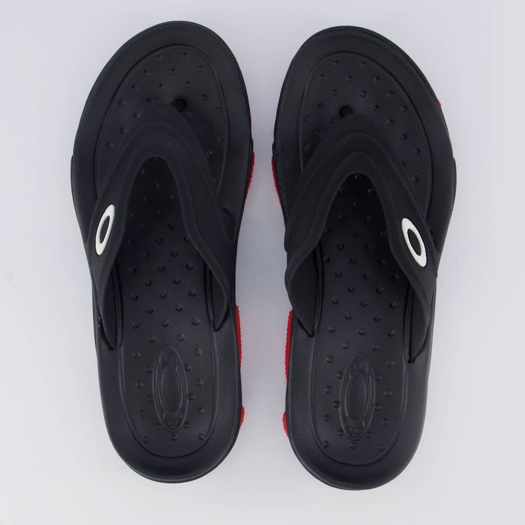 Chinelo Oakley Titan Preto e Vermelho em Oferta na Shopee