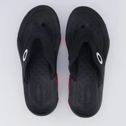 Chinelo Oakley Titan Preto e Vermelho