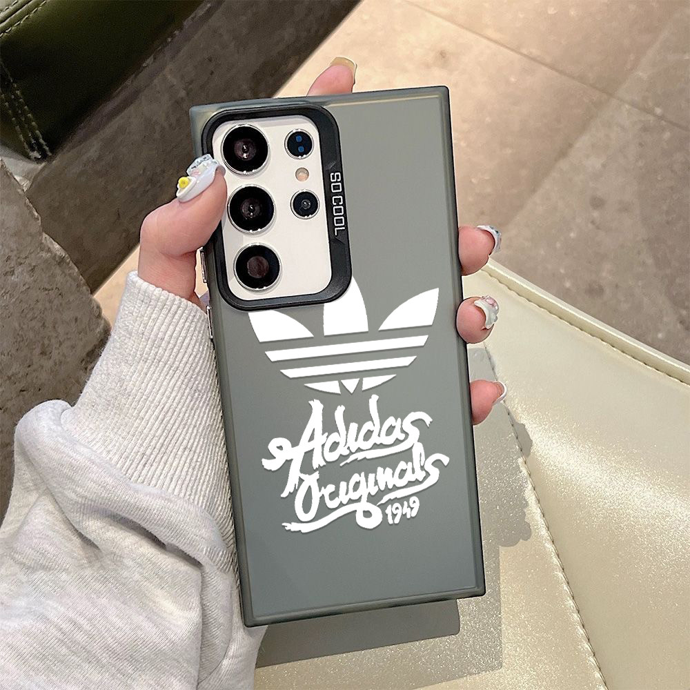 Capinha Streetwear Logo Minimalista Para Samsung S24 S23 A55 A35 A15 A54 A14 A34 A25 S22 Plus 5G