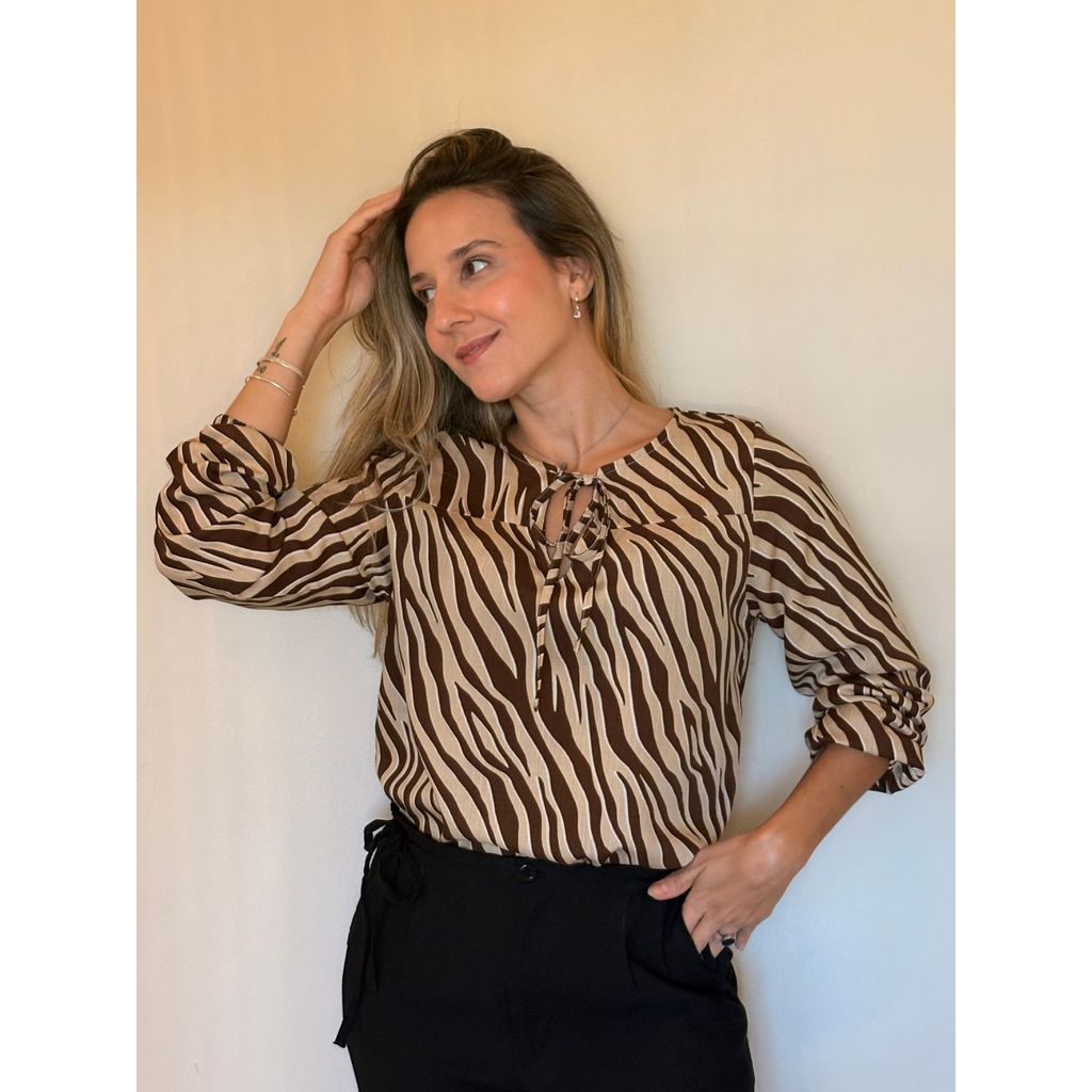 Blusa Feminina Manga Longa Estampada Larguinha Laço Frontal Viscose Cigana