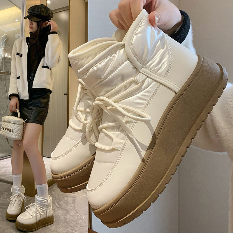 Bota Feminina com Forro de Lã - Comprar com Melhor Preço em Botas