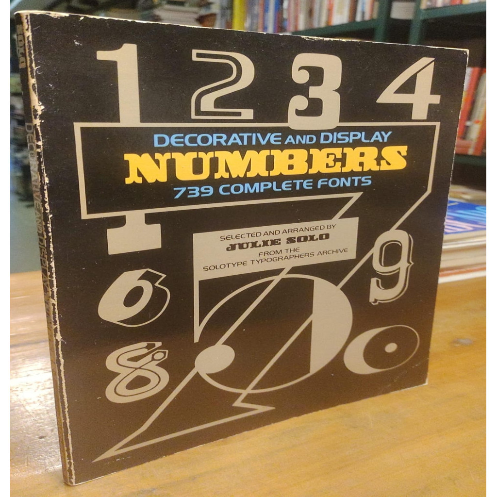 Decorative and Display Numbers - 739 Complete Fonts autor Julie Solo