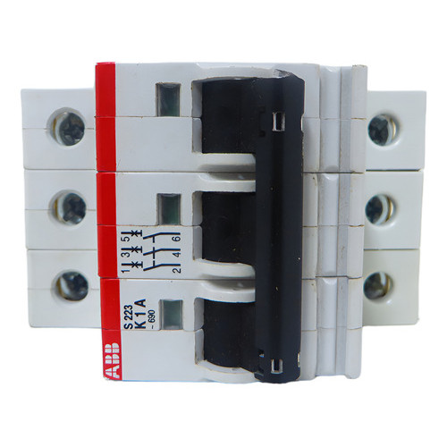 Minidisjuntor Tripolar (max. 690 V Ac / 110v Cc, Min. 12 V