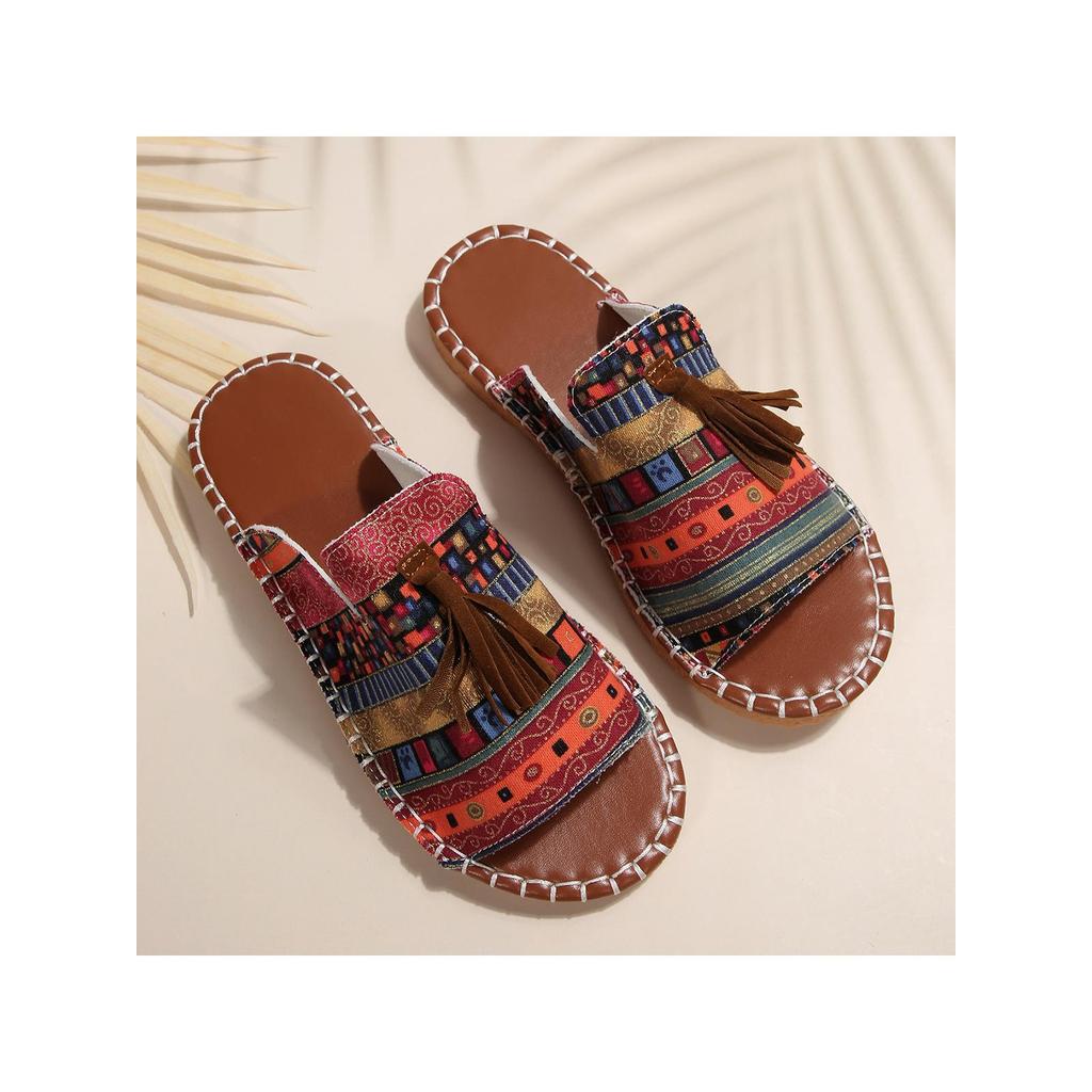 2026 novo estilo europeu americano tamanho grande borla chinelos planos feminino Plus size borla sapatos planos
