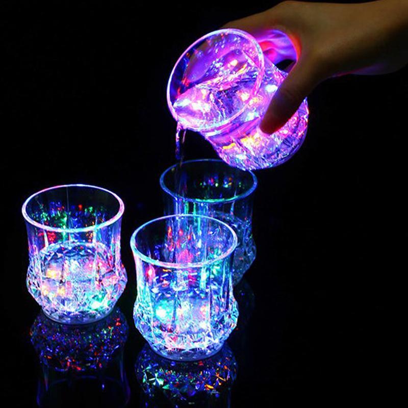 [Shnzd] Copo De Vidro Com Luz LED Luminescente Suco De Bebida Brilhante Cerveja EMKK