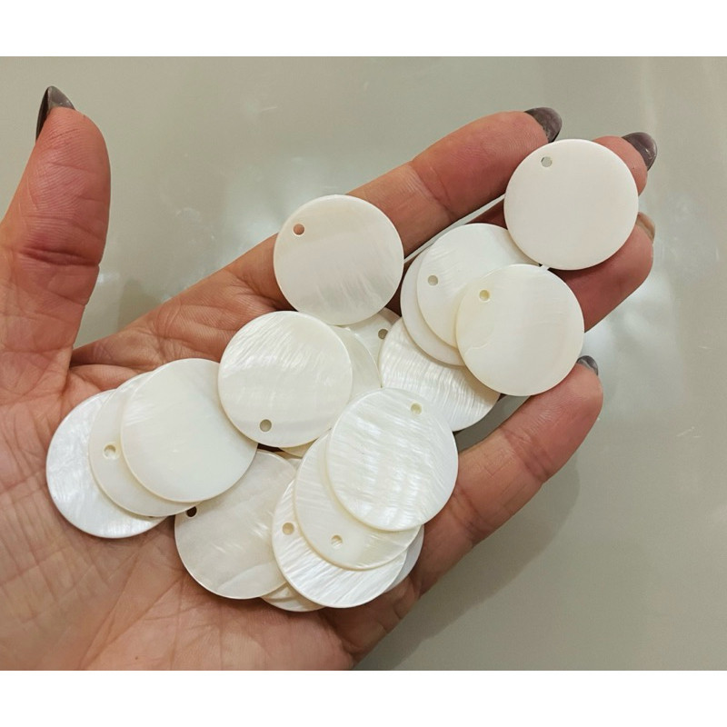 Madri pérolas naturais 20/50 peças várias medidas em Oferta na Shopee