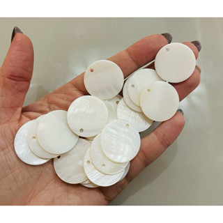 Madri pérolas naturais 20/50 peças várias medidas em Oferta na Shopee