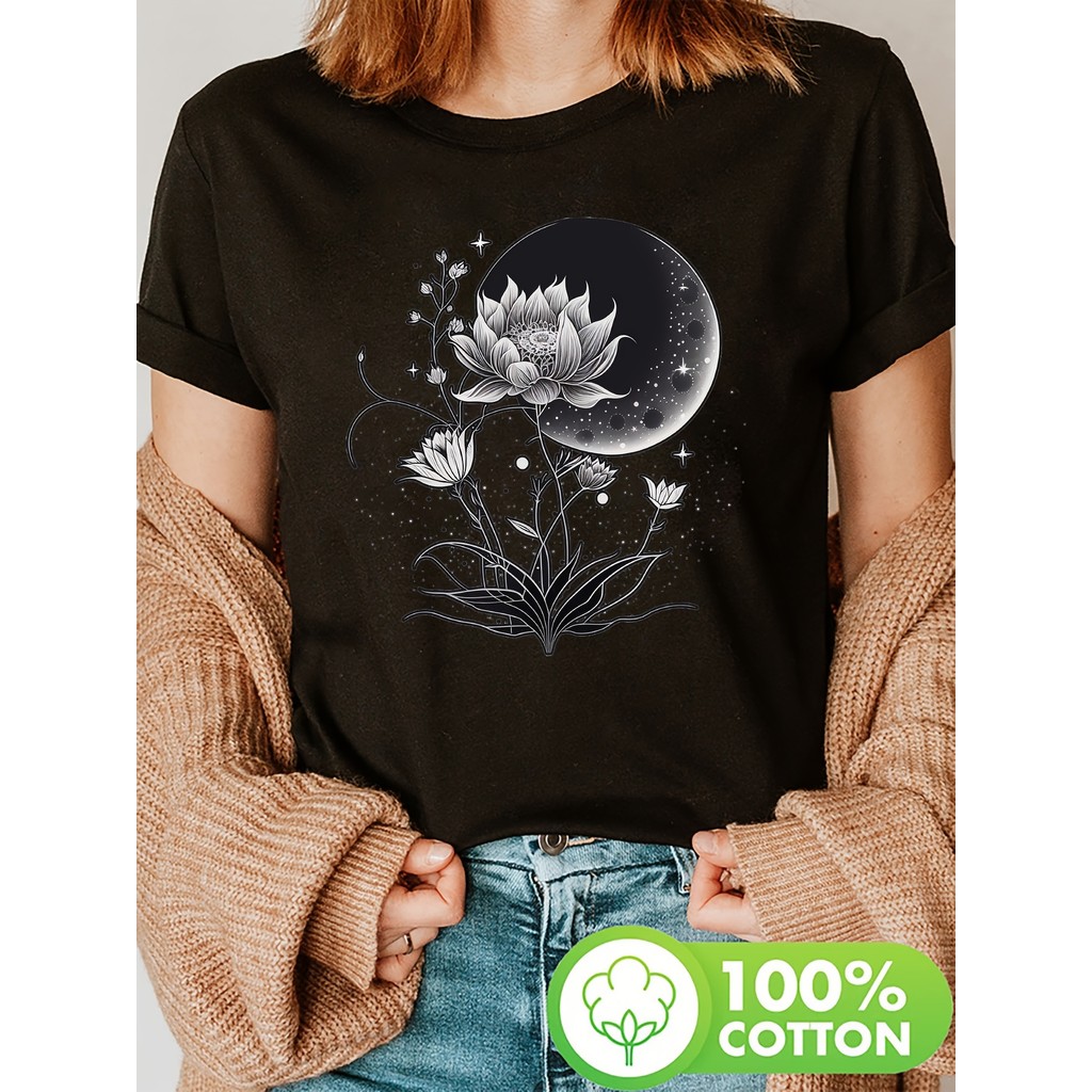 Camiseta Feminina Plus Size Estampa Flor de Lótus Lua Estrelas Manga Curta Confortável Unissex Shirt Oversized