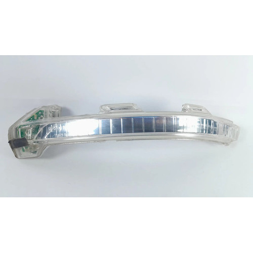 Visor Luz De Giro Retrovisor Esquerdo Vw Passat 2016 A 2020