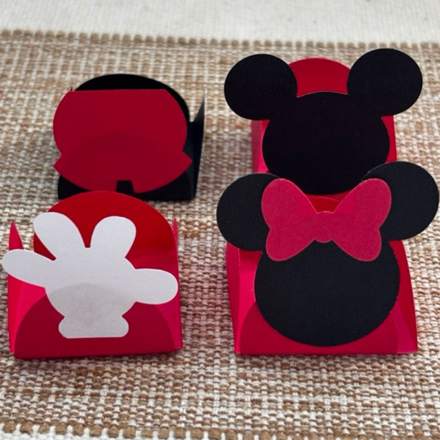 100 Forminhas do Mickey e Minnie mão do Mickey short do Mickey