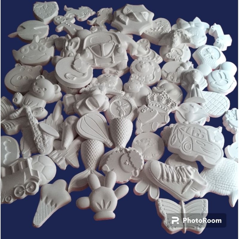 Kit pintura em gesso 50 peças sortidas Meninos e Meninas - Brinquedo Infantil em Oferta na Shopee