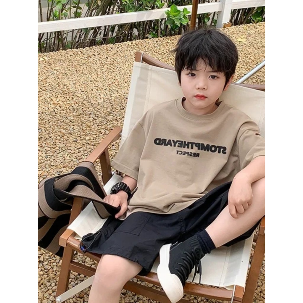 Meninos verão novo estilo camiseta de manga curta 2026 médio pequeno crianças versão coreana bonito carta meia manga cam
