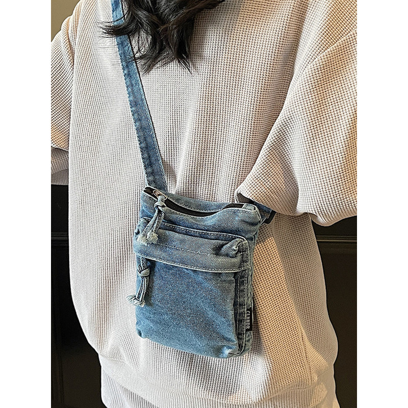 Bolsa mensageiro jeans japonesa bolsa feminina 2025 novo estilo Super quente pequena bolsa de ombro leve All-Match bolsa