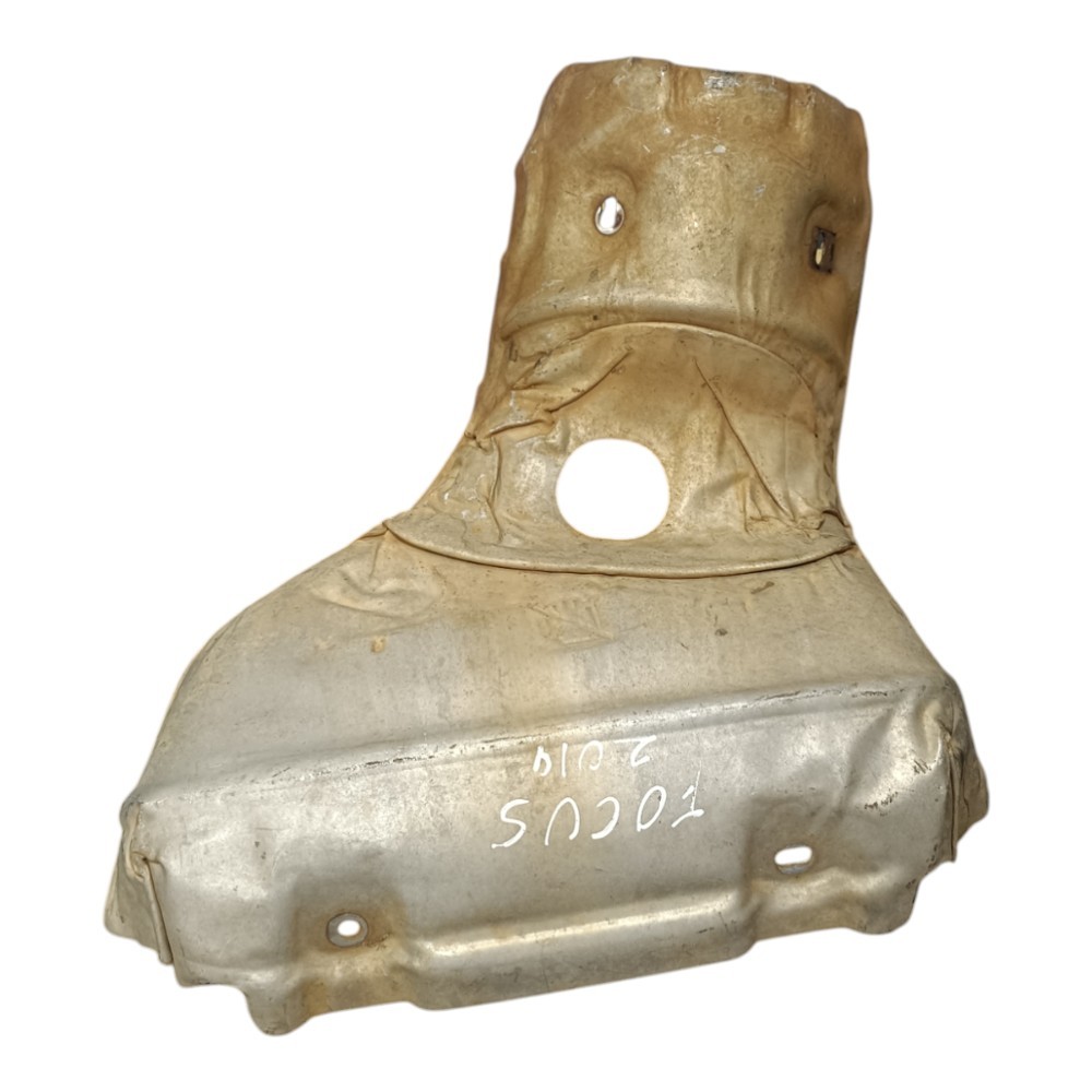 Capa defletor coletor escapamento ford focus 2.0 2016