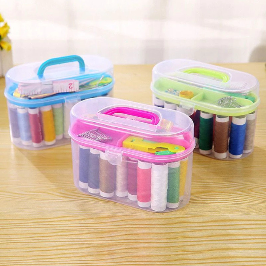 Kit de Costura Mini Maleta Portátil Agulhas Botão Tesoura 10 Linhas Alfinetes Fita Métrica em Oferta na Shopee
