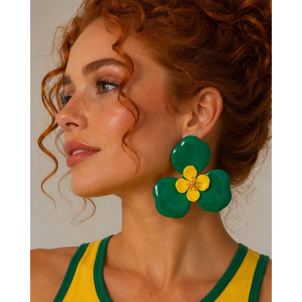 Brinco brasil copa futebol mundial grande maxi Floral em Resina Flor Brasil