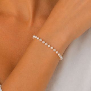Pulseira de Pérolas Clássica com Extensor Ajustável | Brilho Sofisticado para Todas as Ocasiões
