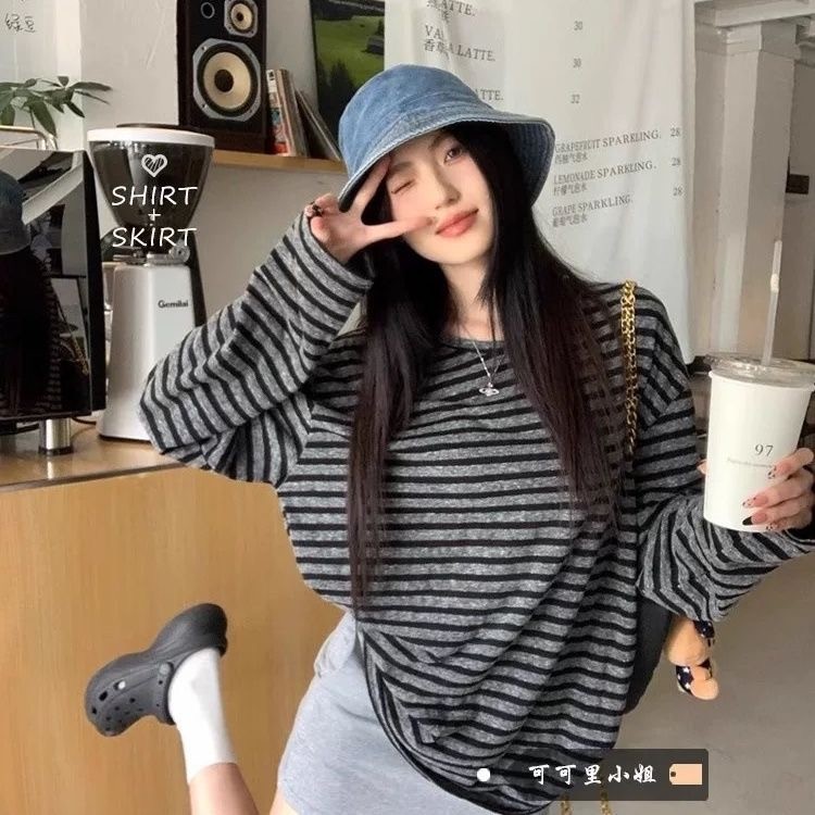 Estilo preguiçoso preto cinza listrado manga comprida camiseta feminina outono inverno estilo coreano novo estilo em tor
