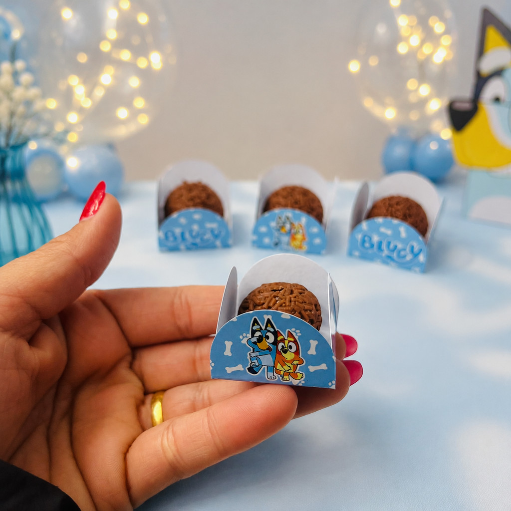 Forminha de Doces Personalizada no Tema Bluey Azul /Lembrancinha de Festa /Aniversário