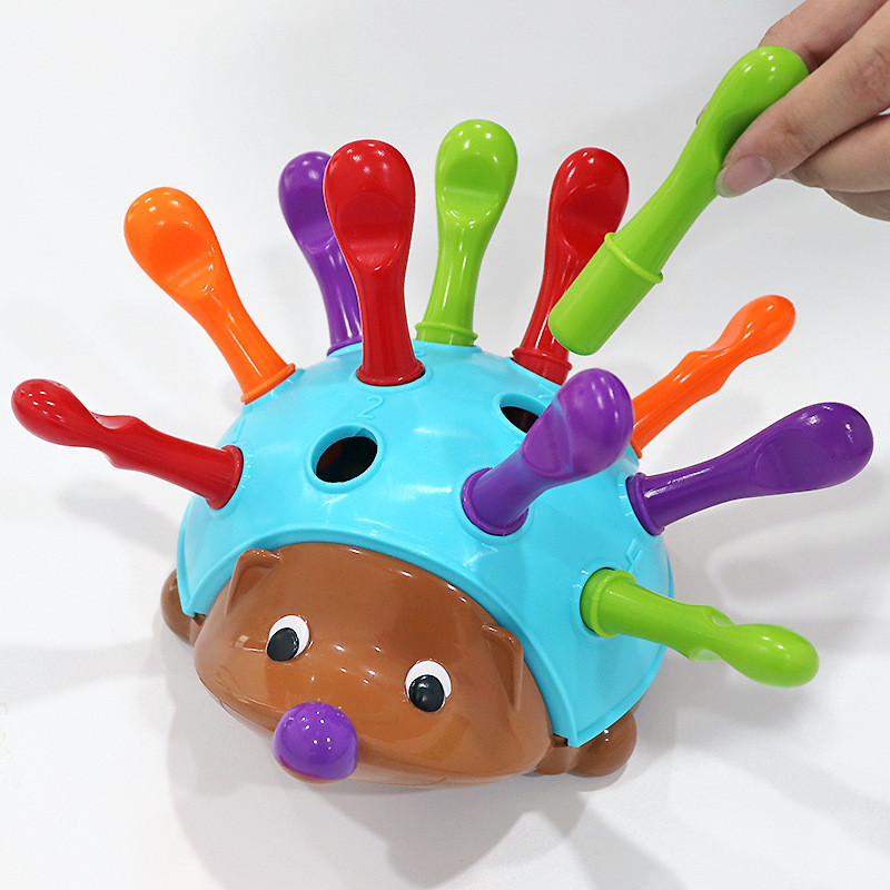 Brinquedo Educacional Do Bebê Ouriço Para O Presente De Natal Treinamento Da Coordenação Mão-Olho