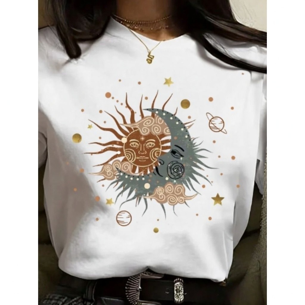 Camiseta Feminina Casual Estampada Sol e Lua 100% Algodão 30.1 Delicada, Estilosa, Blusa Feminina