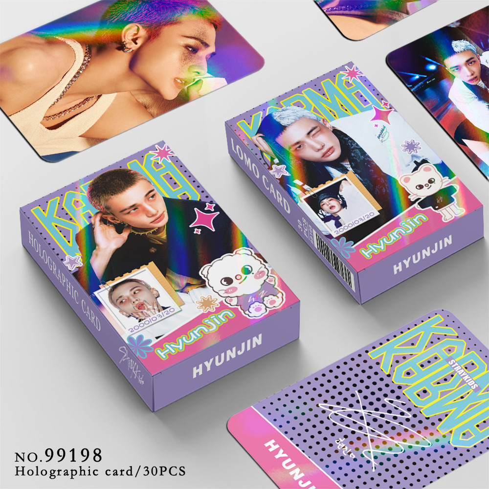 30 Unidades Stray Kids HYUNJIN KARMA Oco Laser Holograma Lomo Cartões Air-ful HOP ATE STAR Photocards LEE Saiba BANGCHAN