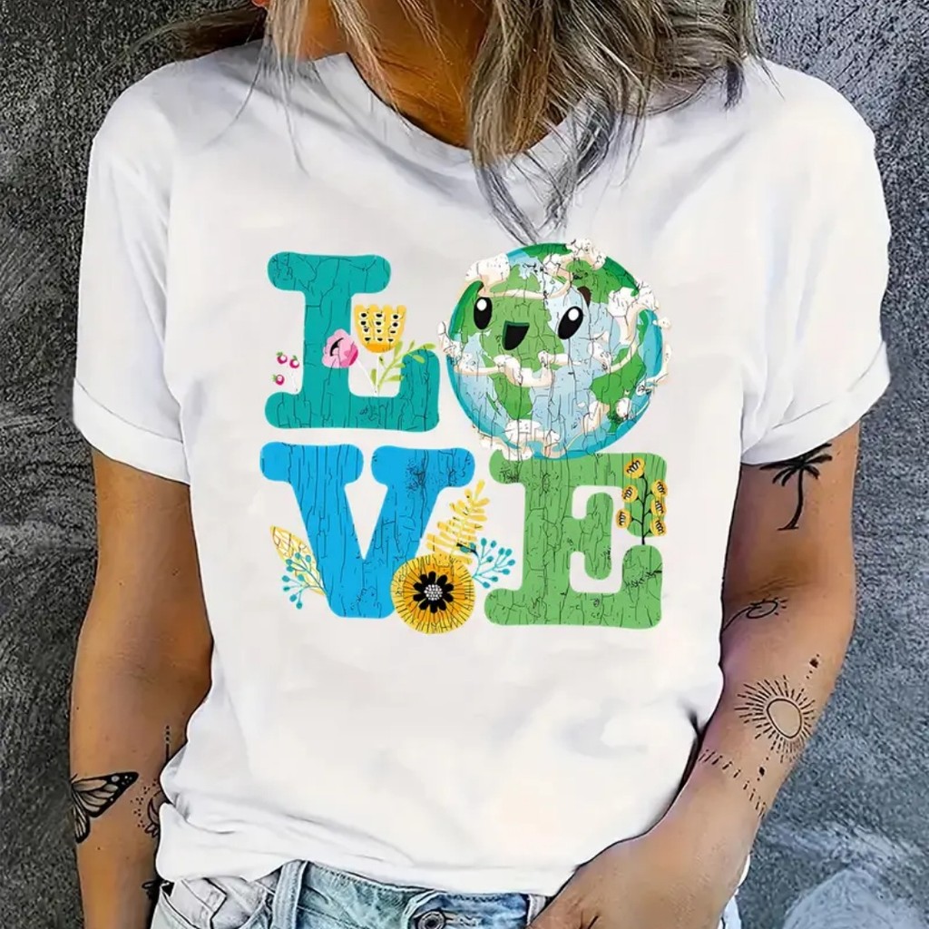 Camiseta Casual de Manga Corta para Mujer - Estampado 'Amor por la Tierra' con Patrones Florales y Geométricos,