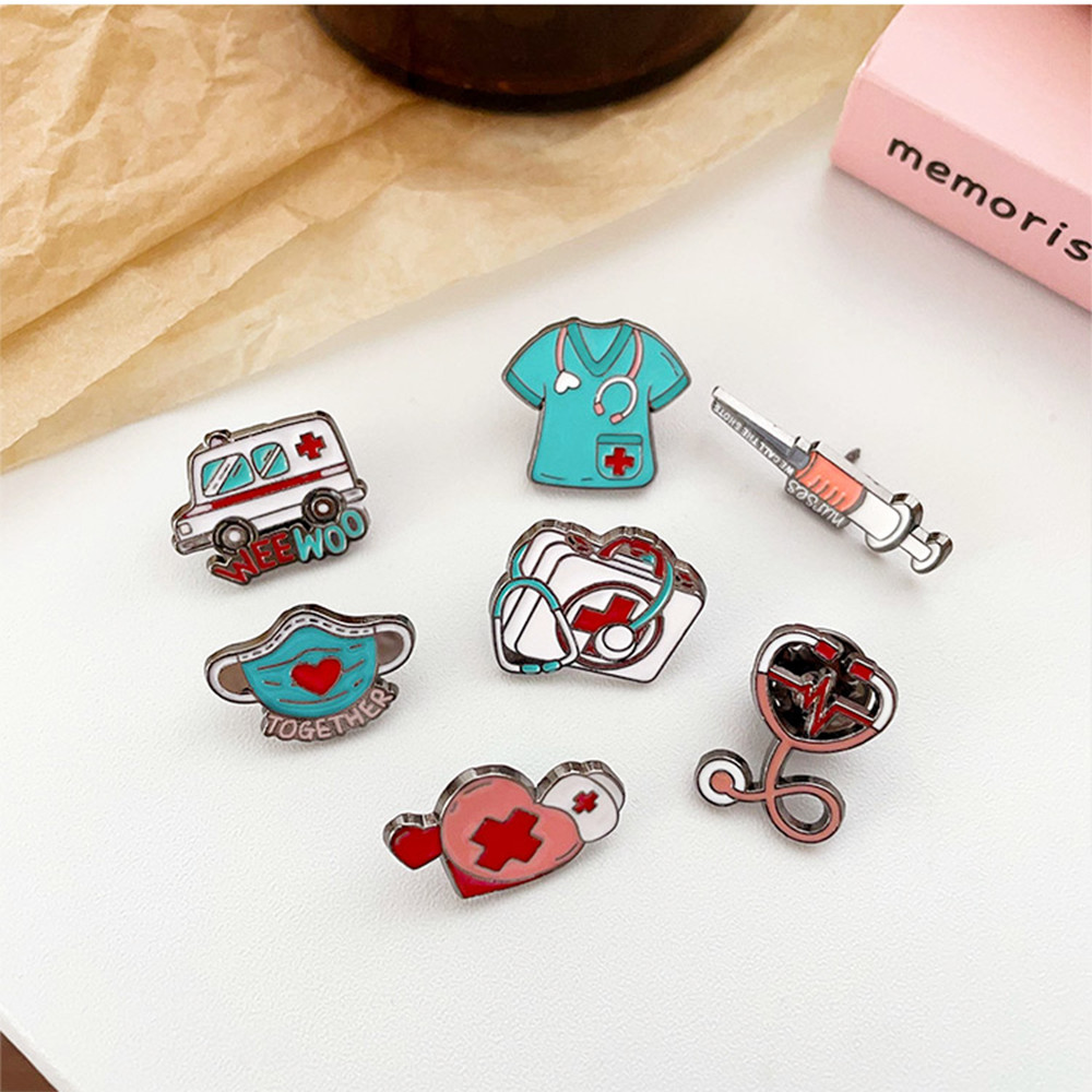 Pinos Esmaltados De Metal Com Tema Médico , Emblemas Fofos De Ambulância De Estetoscópio De Desenho Animado Para Enferme