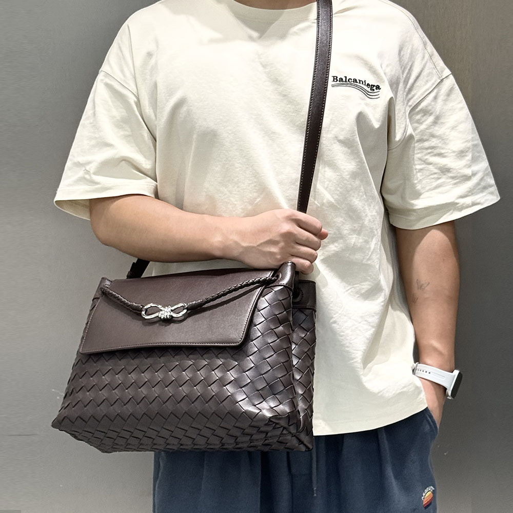 Bolsa de tecido masculina feminina mesmo estilo maleta Flip ombro axilas bolsa Crossbody em Oferta na Shopee