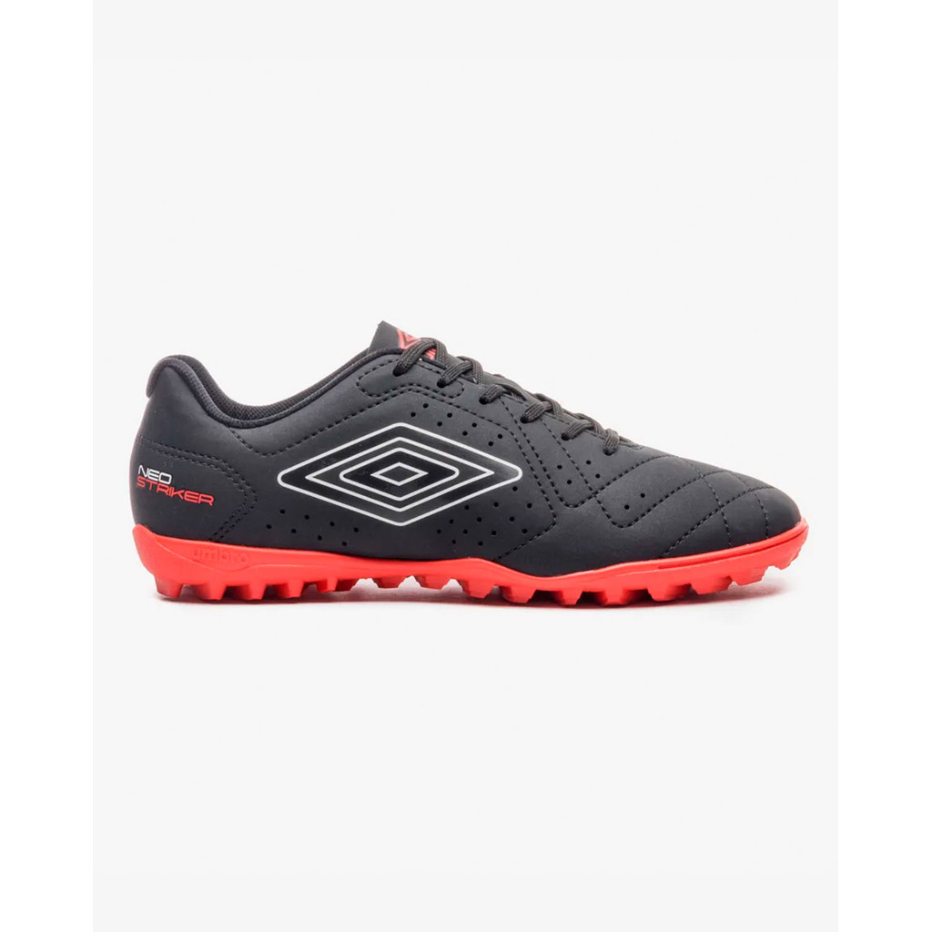 Chuteira Society Umbro Neo Striker: Onde Comprar | BuscaProdutos