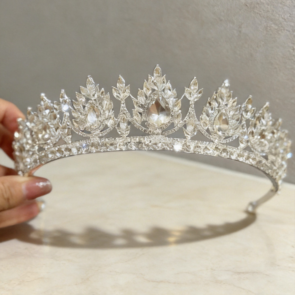 Coroa de Noiva em Prata com Strass, Tiara de Casamento, Acessório de Cabelo Estilo Princesa, Tiara de Aniversário, Acess
