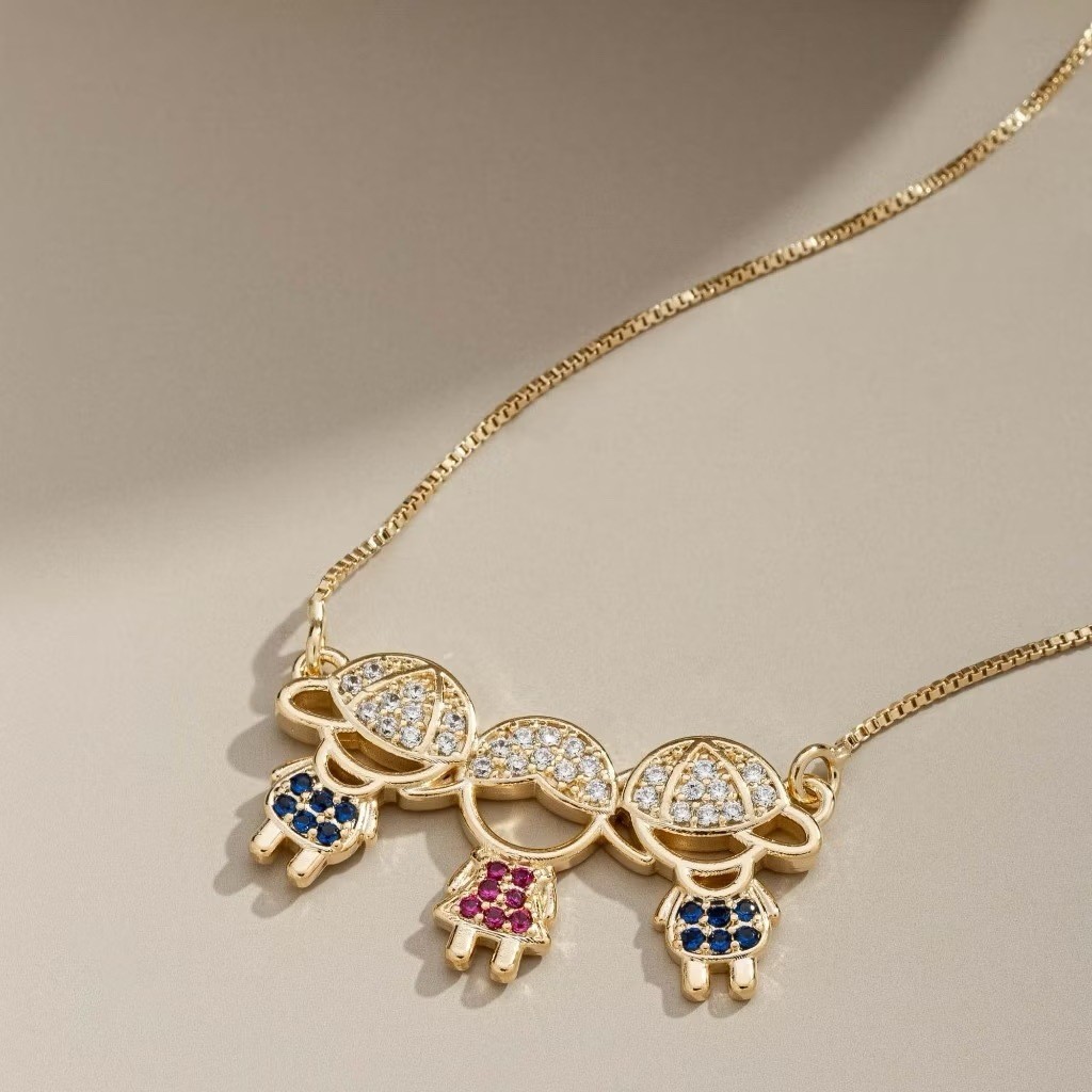 Colar Feminino com Pingentes de Meninos e Meninas,incrustado com zircônia，banhado a ouro 18k e prata 925 em Oferta na Shopee