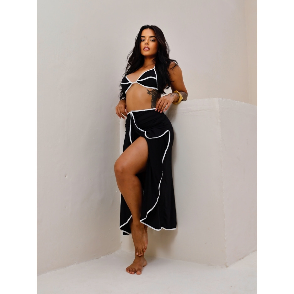 Conjunto de Praia Essenza 3 Peças Saia Longa Calcinha Amarração Top Triângulo Bojo Removível Bicolor