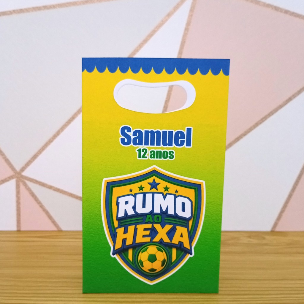 Sacolinha Personalizada Futebol Brasil  - Lembrancinhas para Festa Infantil | Aniversário