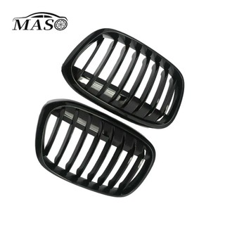 Par Preto Brilhante Amortecedor Dianteiro Do Carro Grade De Rim Corrida Grades Linha Única Para BMW X1 F49 F48 2016 2017