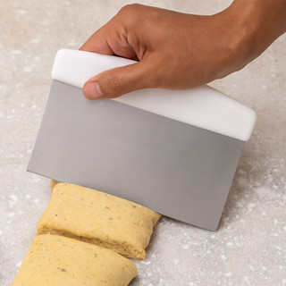 Espátula Cortador Raspador De Inox Massas Legumes Confeitaria Multiuso Branco Bolos Doces - Mundial em Oferta na Shopee