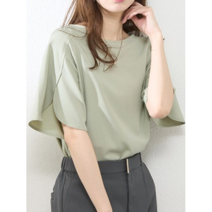 Pedido de comércio exterior Venda quente estilo japonês temperamento pérola botão dividido camiseta de manga curta femin
