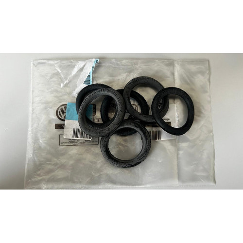 Bucha Do Tubo D'agua Kombi Original Vw 7x0971913a — imagem 2 de 2