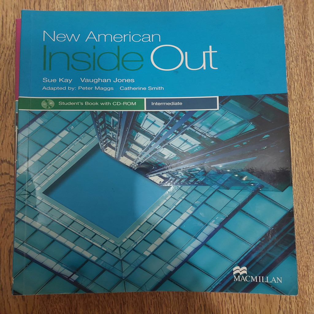 New American Inside Out Student''s Book Intermediate (com Cd) autor Sue Kay; Vaughan Jones