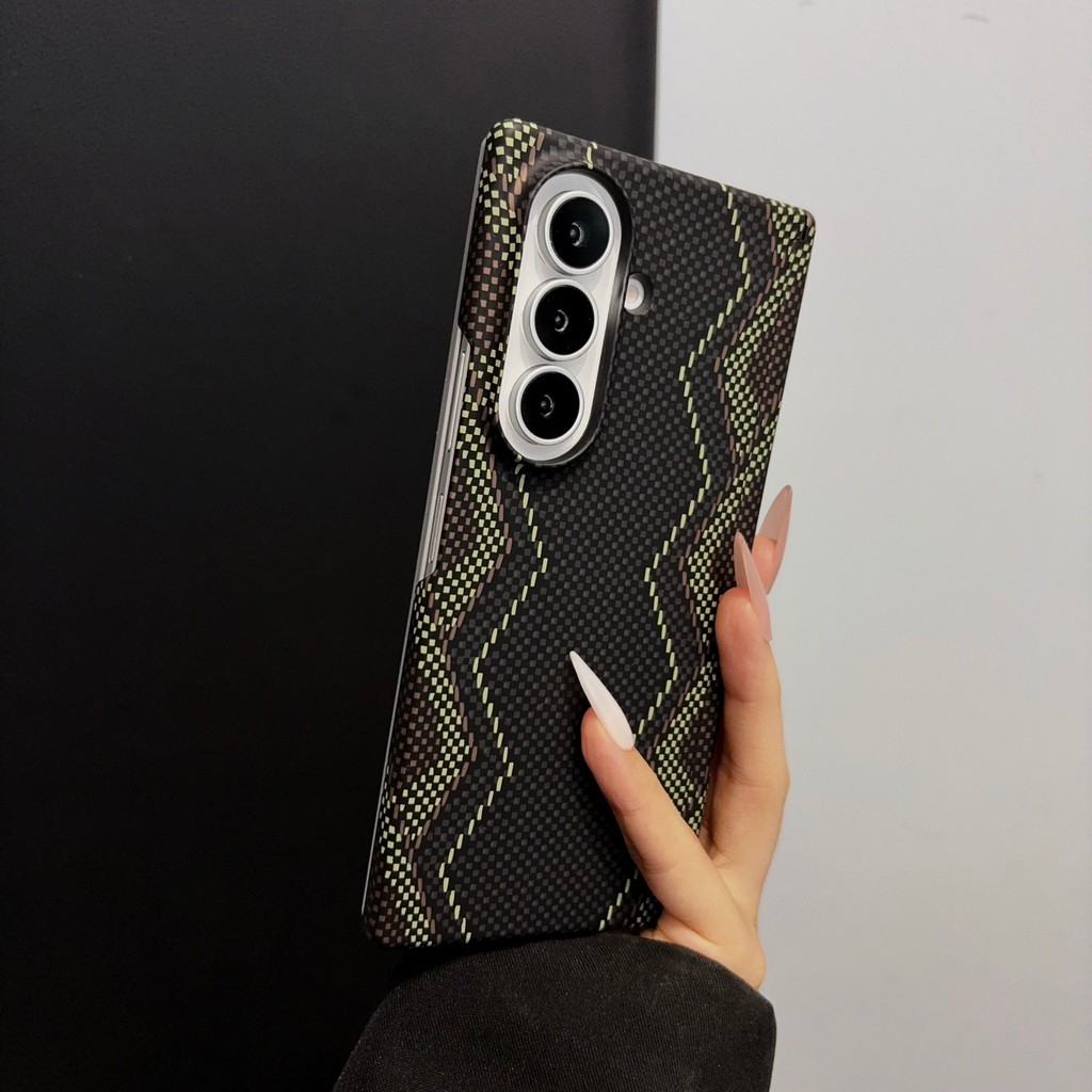 Absorção magnética do eixo Central dobrável de fibra de carbono adequada para Samsung Z Fold 7 8 Kevlar Patter