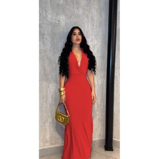 vestido longo com caimento em decote  vestido sofisticado para eventos chique e elegante