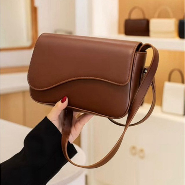 Bolsa Feminina Alça de Ombro Estilo Baguete Blogueira Gringa Novidade