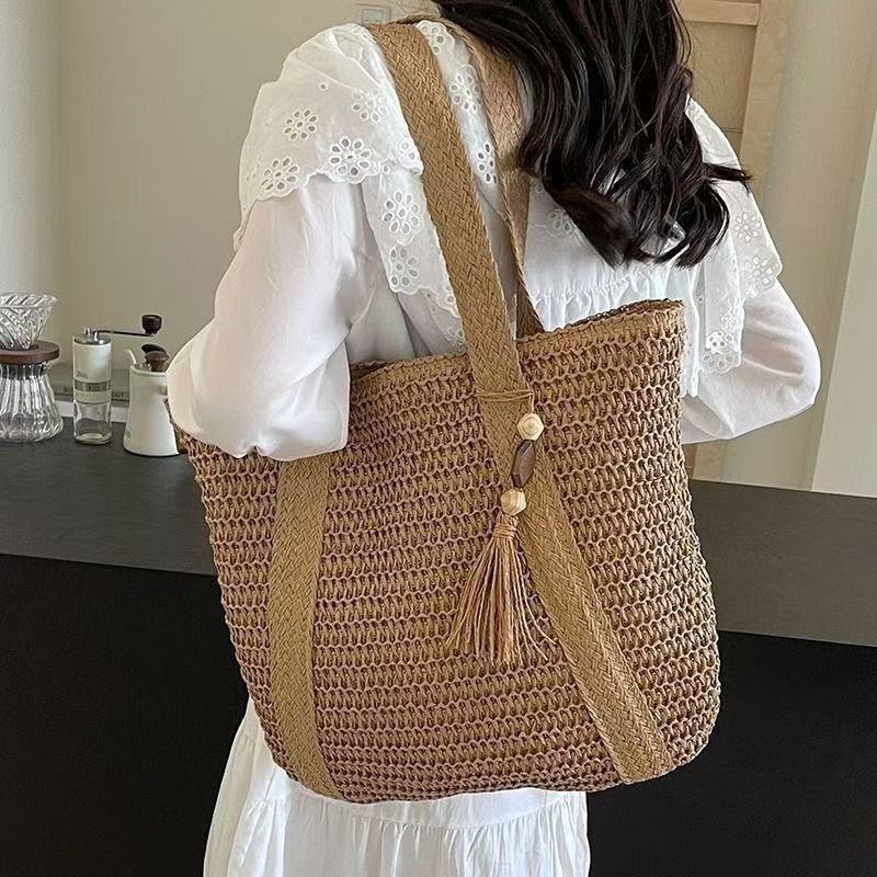 Saco de palha feito à mão novo estilo saco de tricô máquina tecido All-Match bolsa de ombro Commuter sacola grande capac
