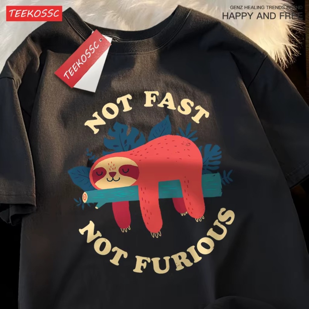 Camiseta Algodão Manga Curta Estilo Casual Unissex Not Fast Not Furious Verão Bicho Preguiça