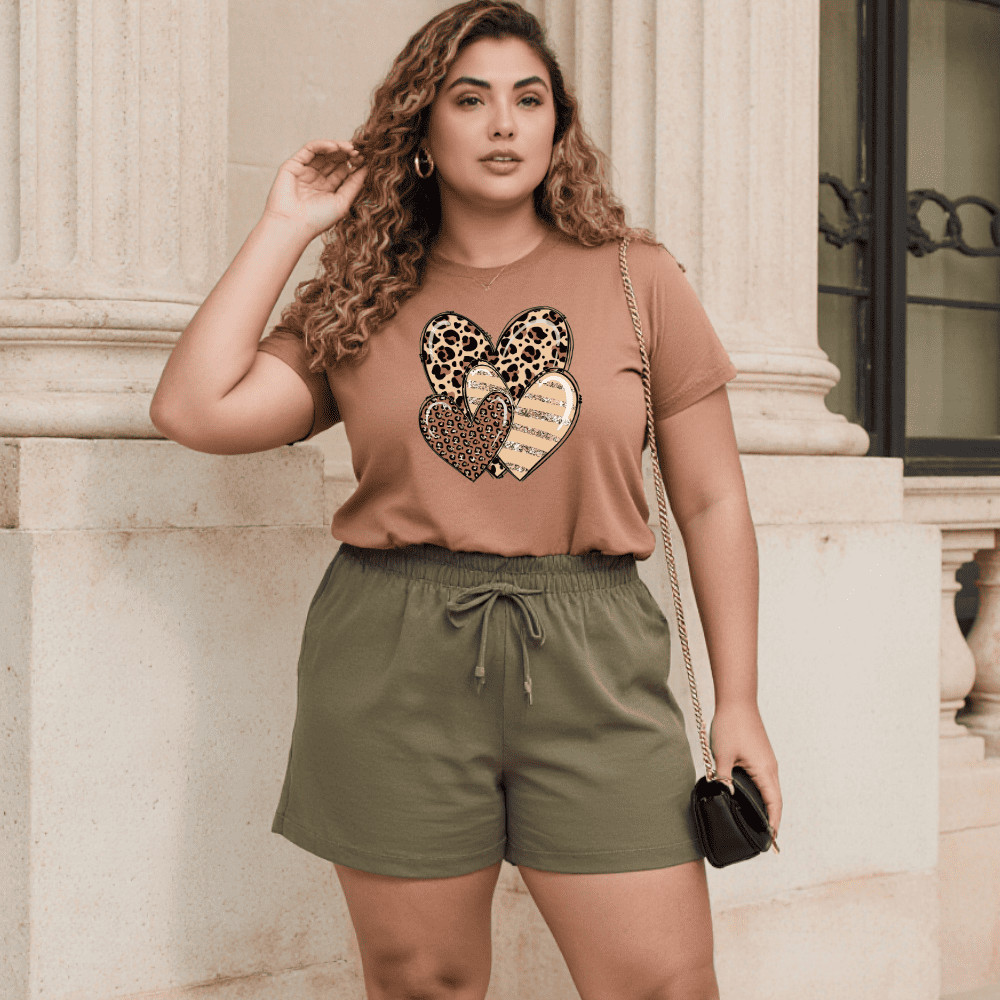 Camisa Feminina Estilosa Plus Size Blusa T shirt Estampada 3 coracoes onca - 100% Algodão