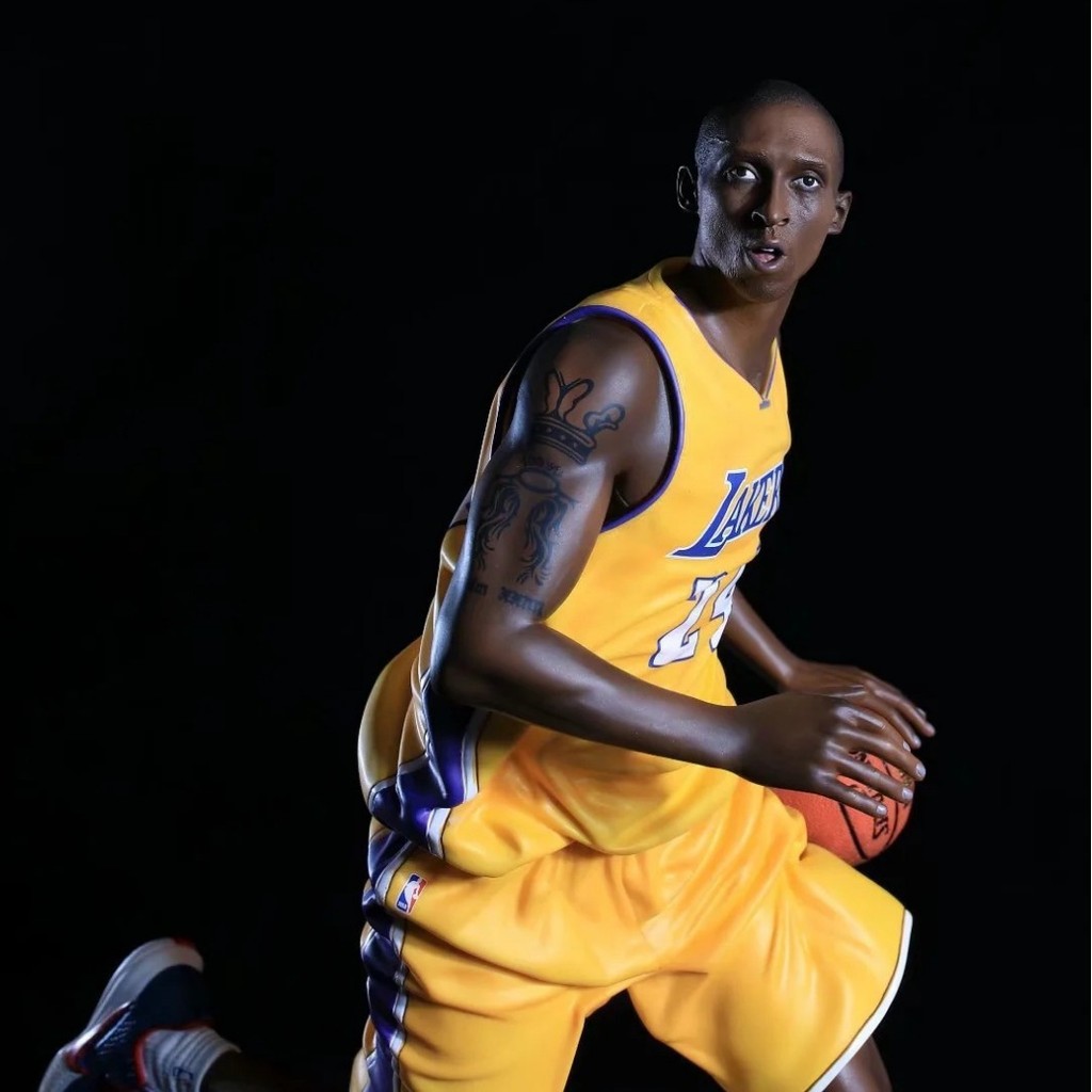 Figura GK Kobe Bryant em Amarelo No. 24, Kobe Dribleando, Boneco do Kobe, Modelo, Ornamento