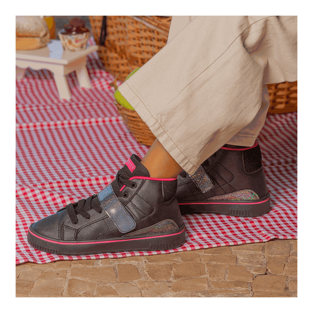 Tênis Vitz Menina Cano Médio – O Toque Fashion do Dia a Dia em Oferta na Shopee