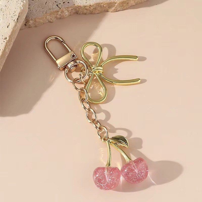 Chaveiro Com Pingente De Cereja Vermelha Para Mulheres , Bolsa Fofa , Decoração , Joias Multifuncionais , Acessórios Cha em Oferta na Shopee