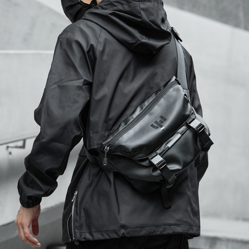 2026 novo estilo saco do mensageiro dos homens funcional saco do mensageiro rua Wear saco de peito lazer esportes mochil