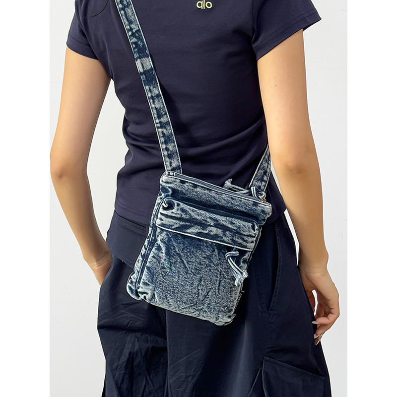 Bolsa mensageiro jeans feminina 2025 novo estilo Super quente bolsa de ombro pequena leve bolsa para celular Mini bolsa